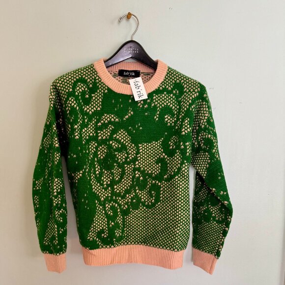 Green Lace Design Sweater - Picture 1 of 3